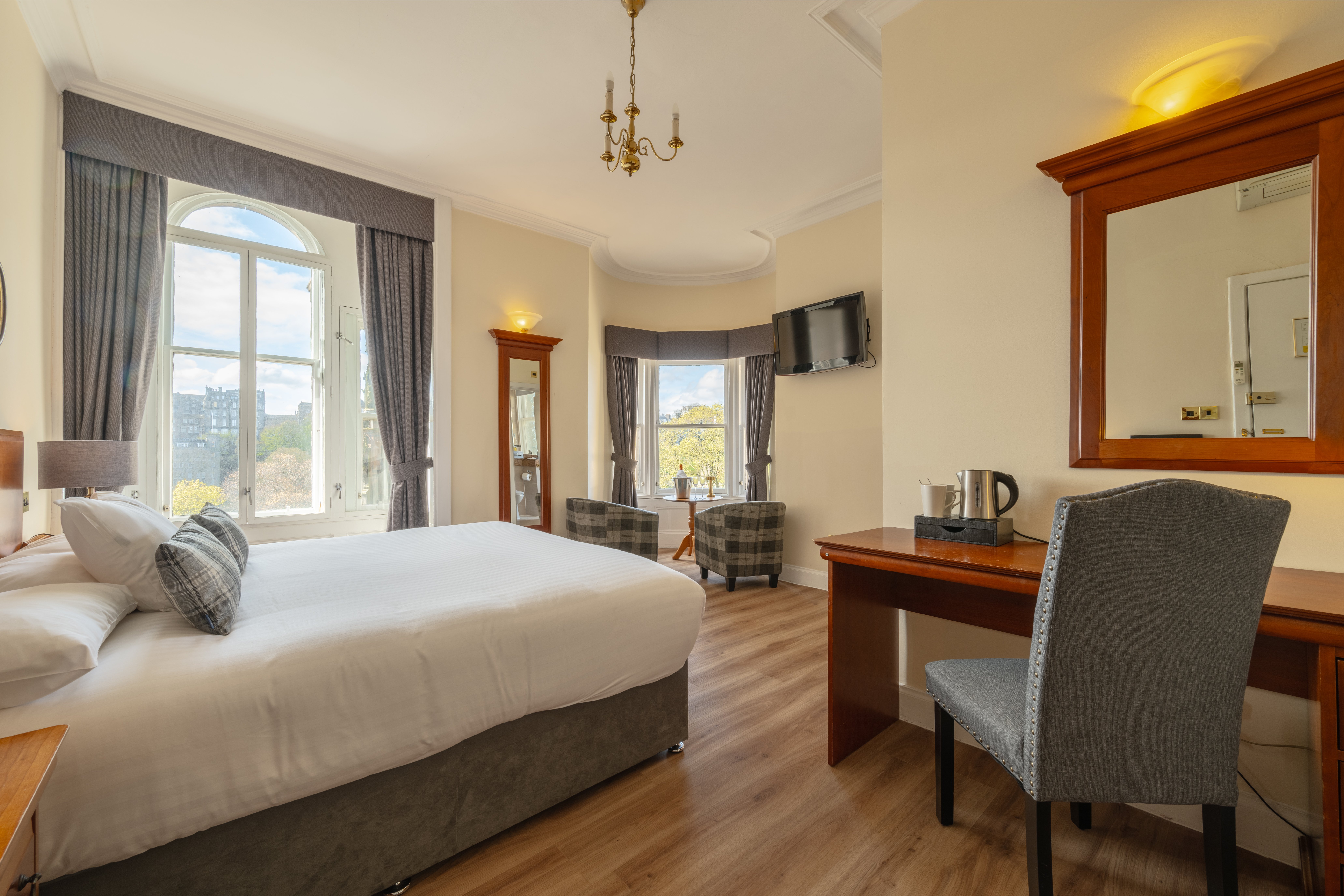 Old Waverley Hotel 26/47