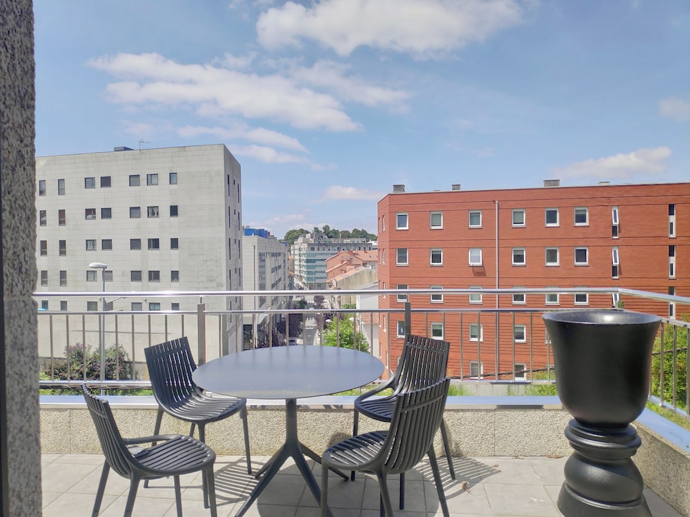 Apartamentos Rey 38/42