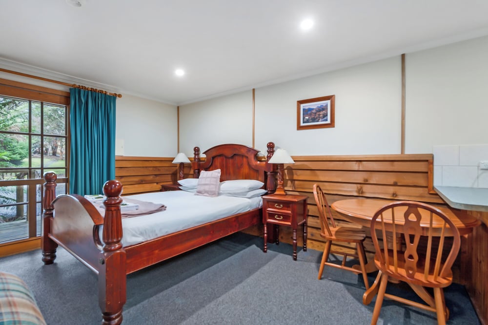 Cradle Forest Inn 9/50