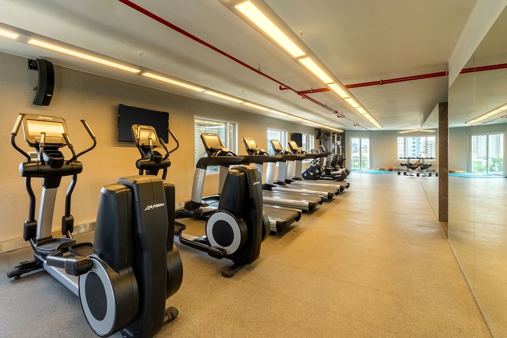 Hyatt Centric San Isidro Lima 45/75
