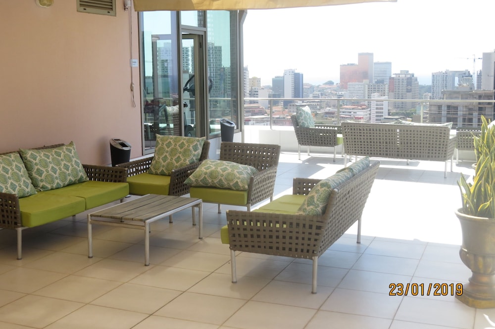 RK Suite Hotel 16/44