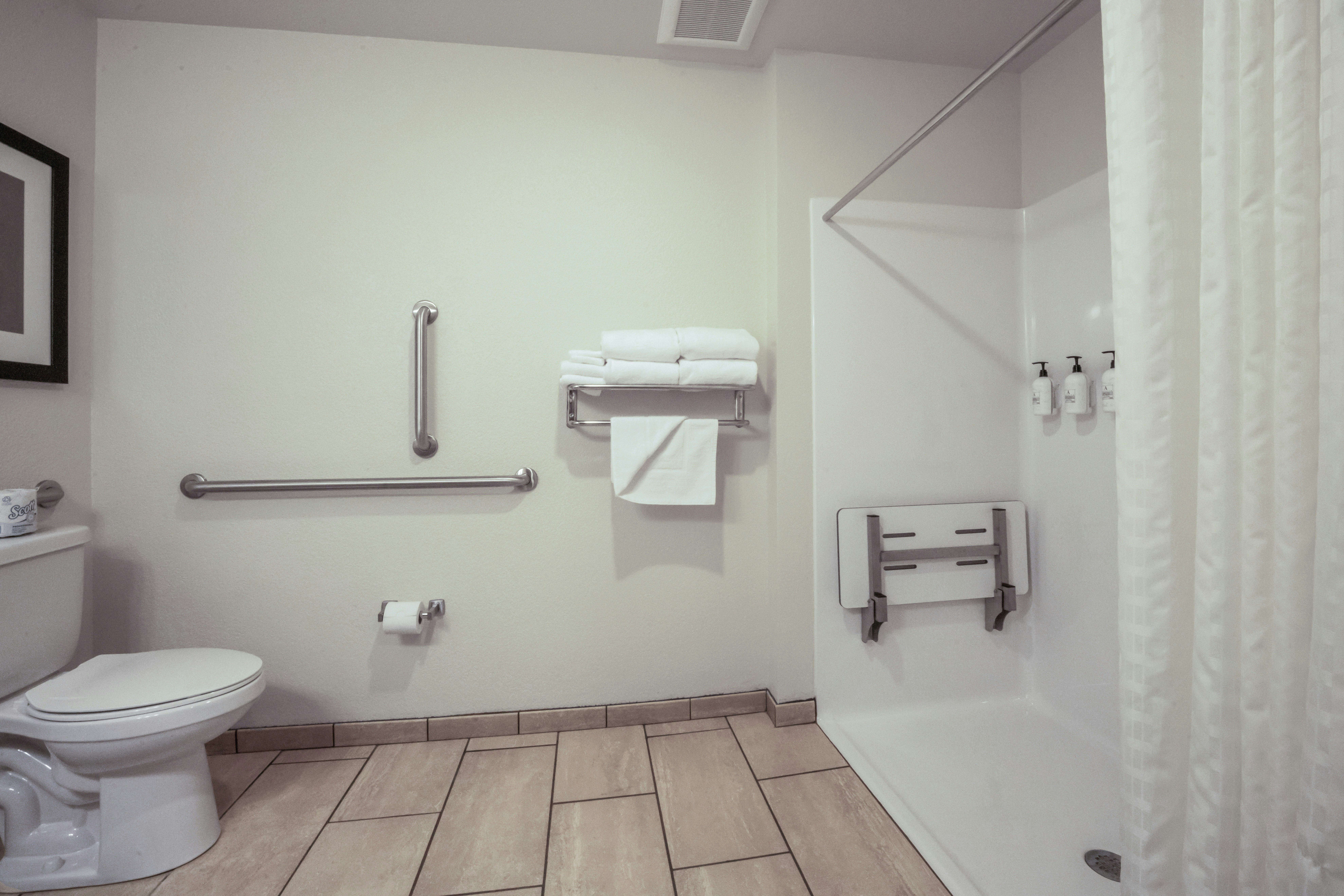 Cobblestone Inn & Suites - Boise City 48/50