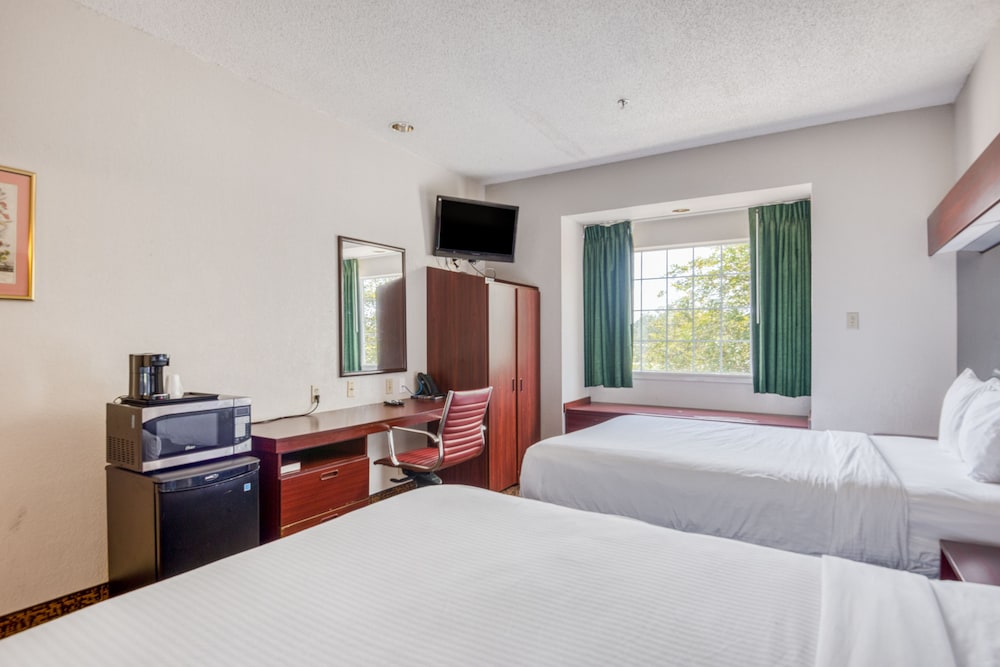 Trident Inn And Suites 17/60
