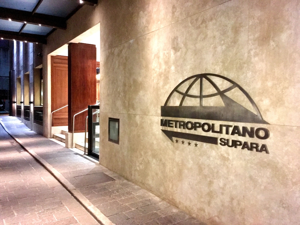 Hotel Metropolitano Supara 41/44