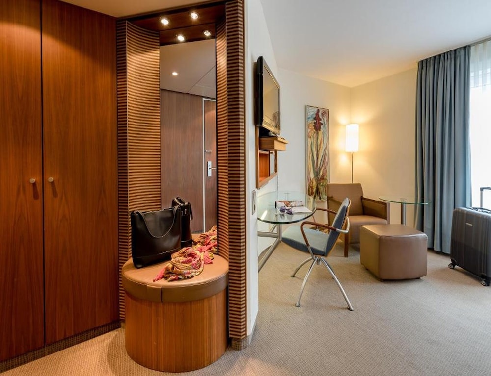 Mercure Hotel Munchen Airport Freising 25/50