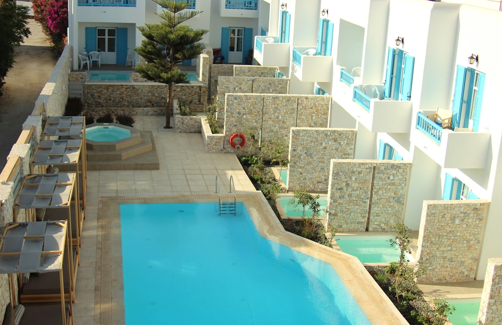 Kosmoplaz Beach Hotel 5/77
