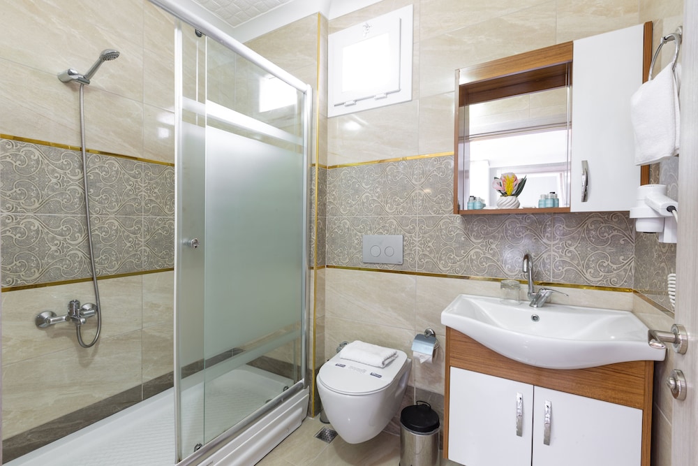 Alya Boutique Hotel 57/62