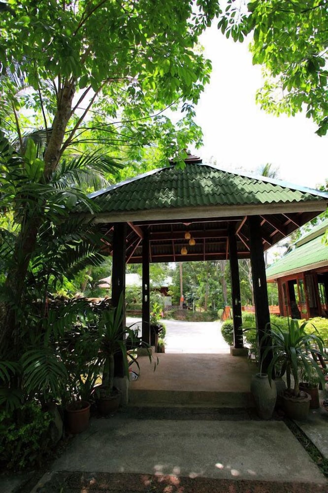 surroundings