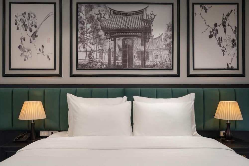 Hanoi Embrace Boutique Hotel 26/39