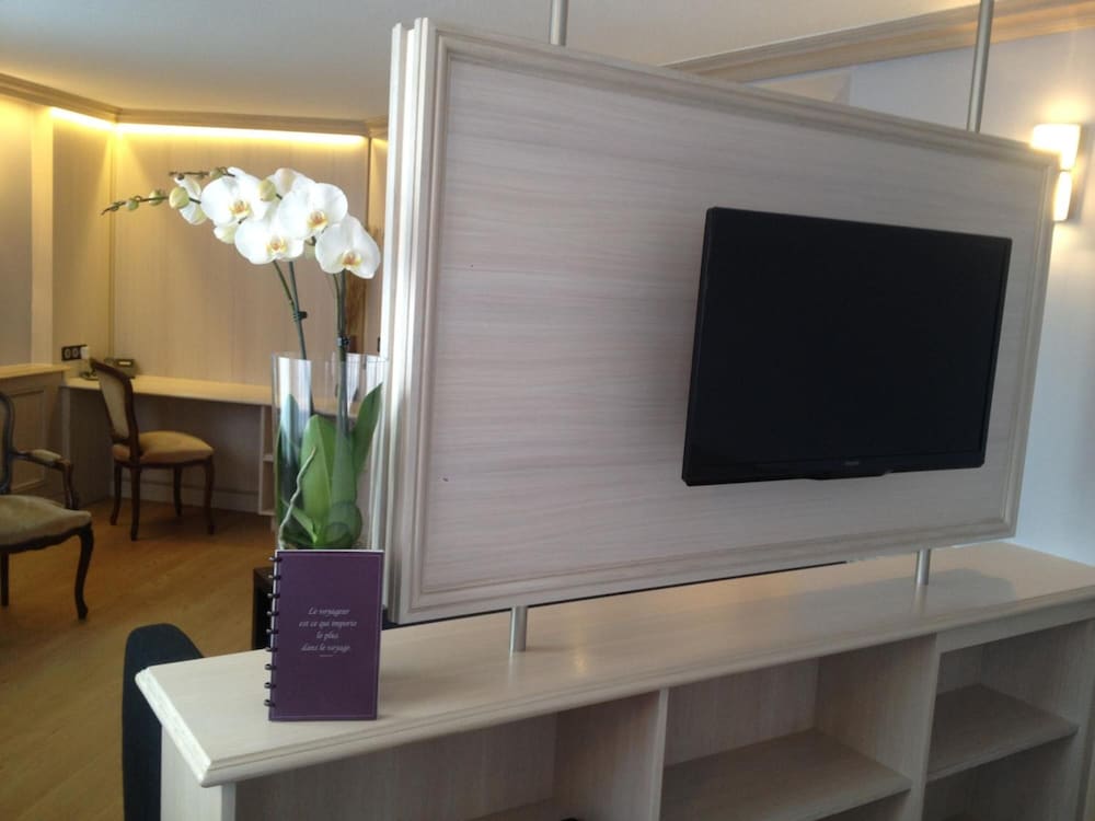 Cottage Logis Hotel-Restaurant 47/57
