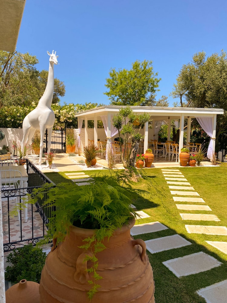 Balambaka Otel Alacati 35/50