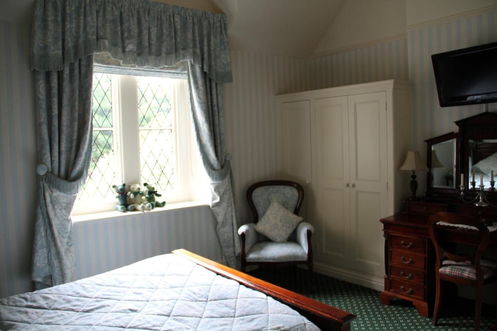 Rylstone Manor Hotel 18/50
