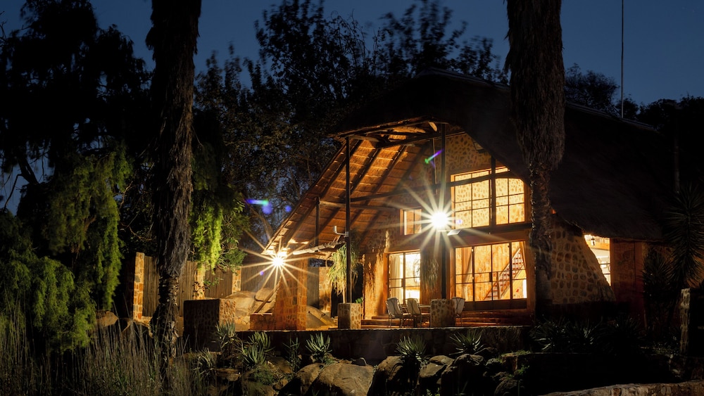 Riverman Cabin 2/50