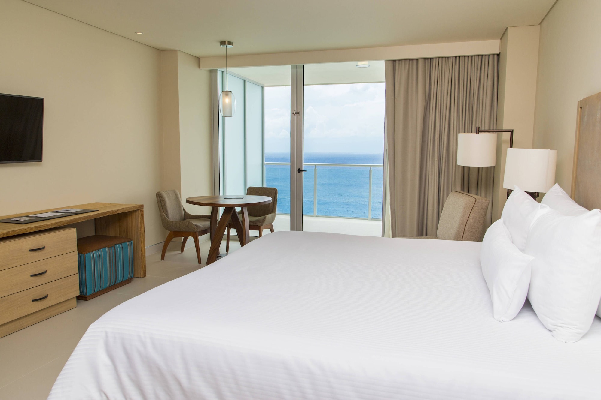 غرفة كلاسيكية بسريرين كوين بشرفة، The Westin Cozumel 2/5