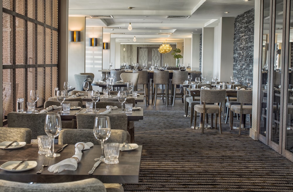 Boulevard Hotel 31/50