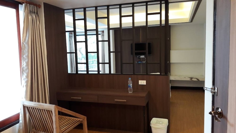 Chorlada Lanna Hotel 48/48