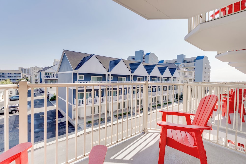 Bonita Beach Hotel 4/69