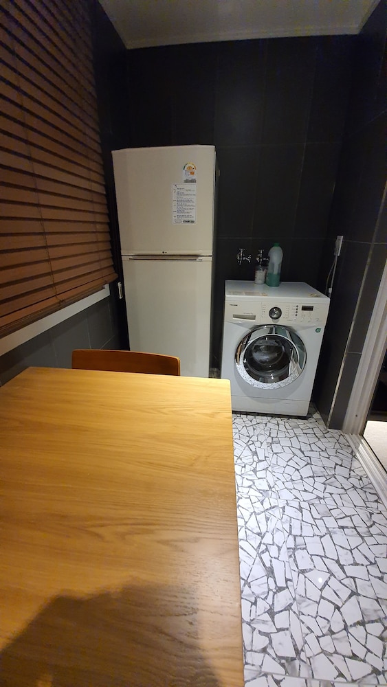 West In Hotel 28/50