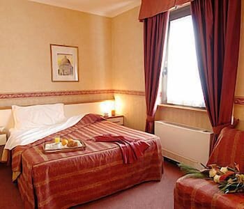 Hotel Aurora 20/62