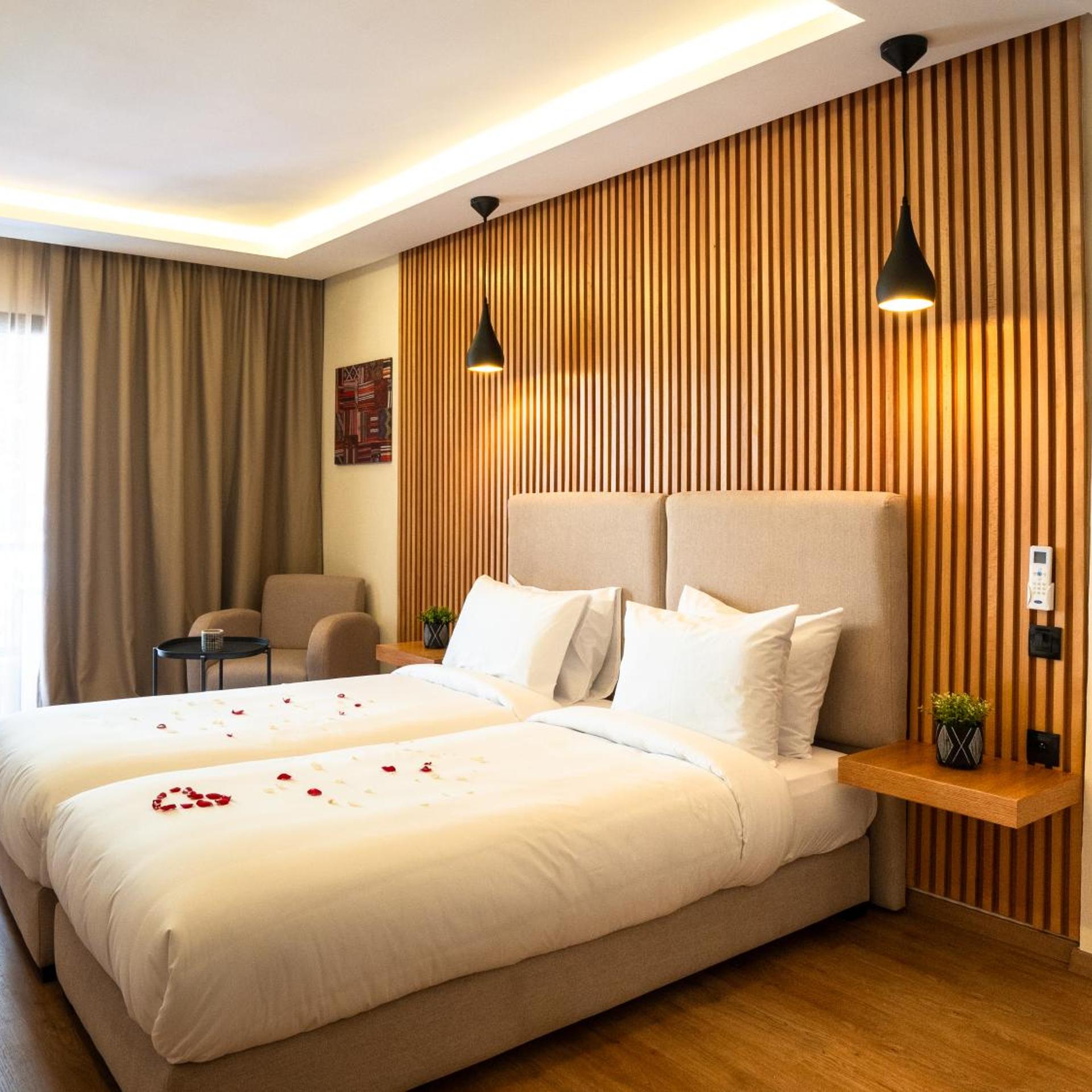 Unico Hotel Maarif 12/23