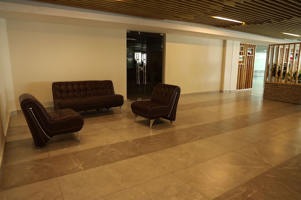 PrideInn Plaza Nairobi Airport 29/48