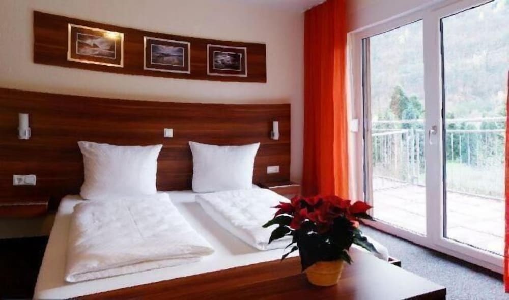 Hotel Neckartal 11/34