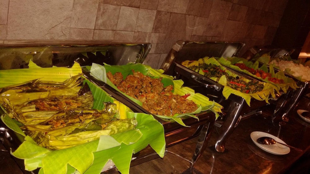 Casa de Wanea Hotel and Resto 30/35