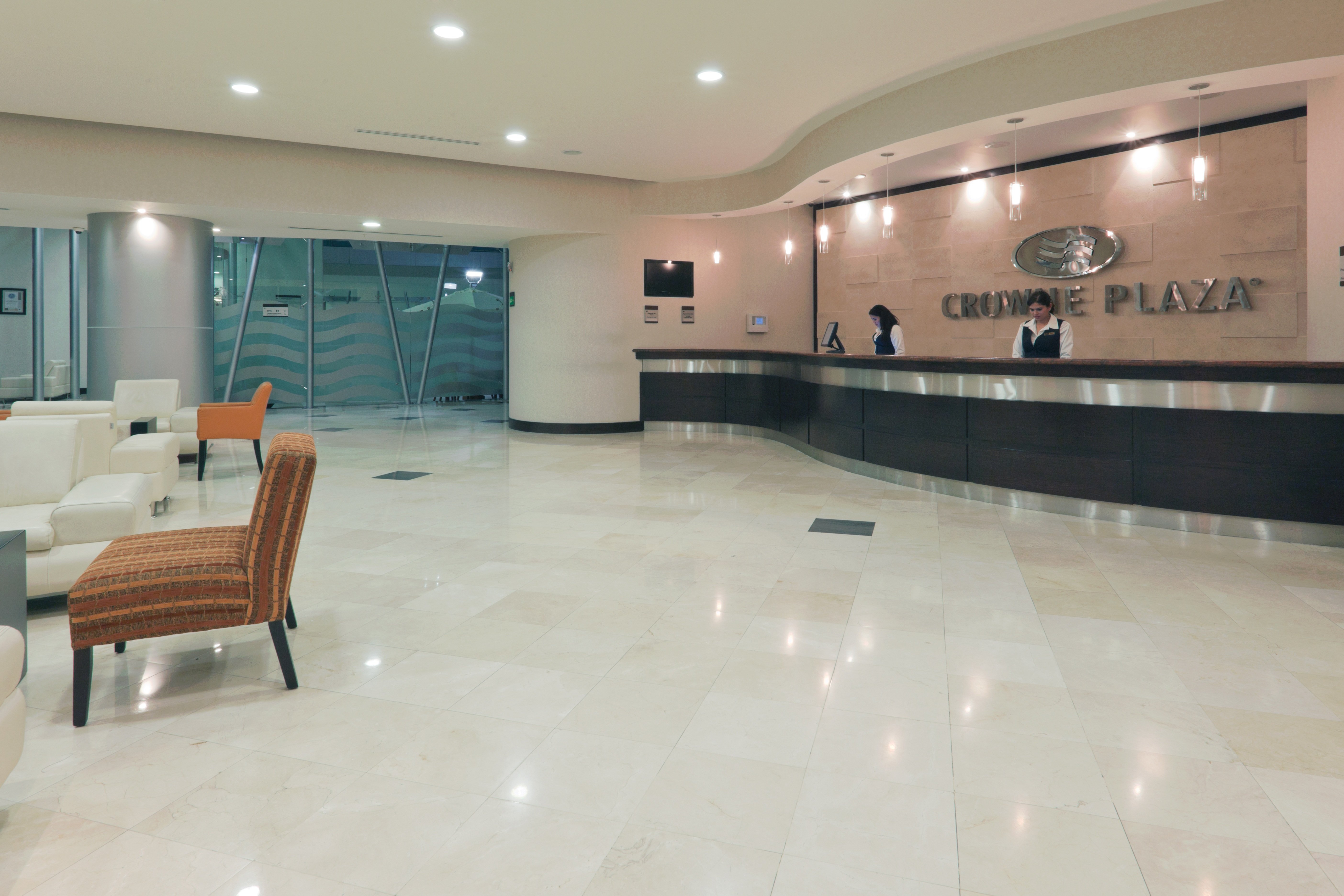 Crowne Plaza Leon 7/50