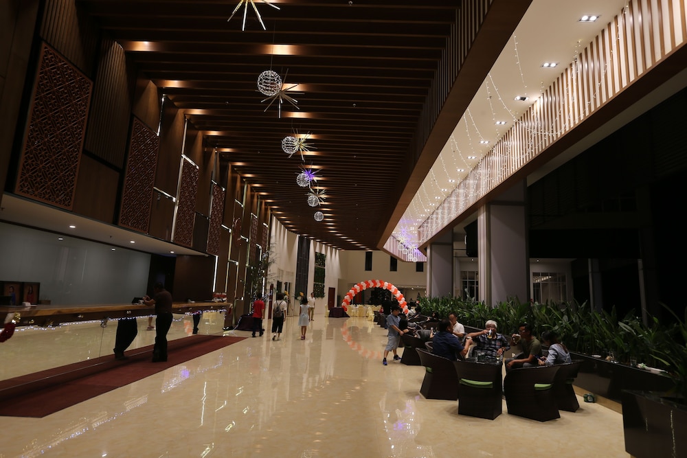 Amerald Resort Hotel 5/35