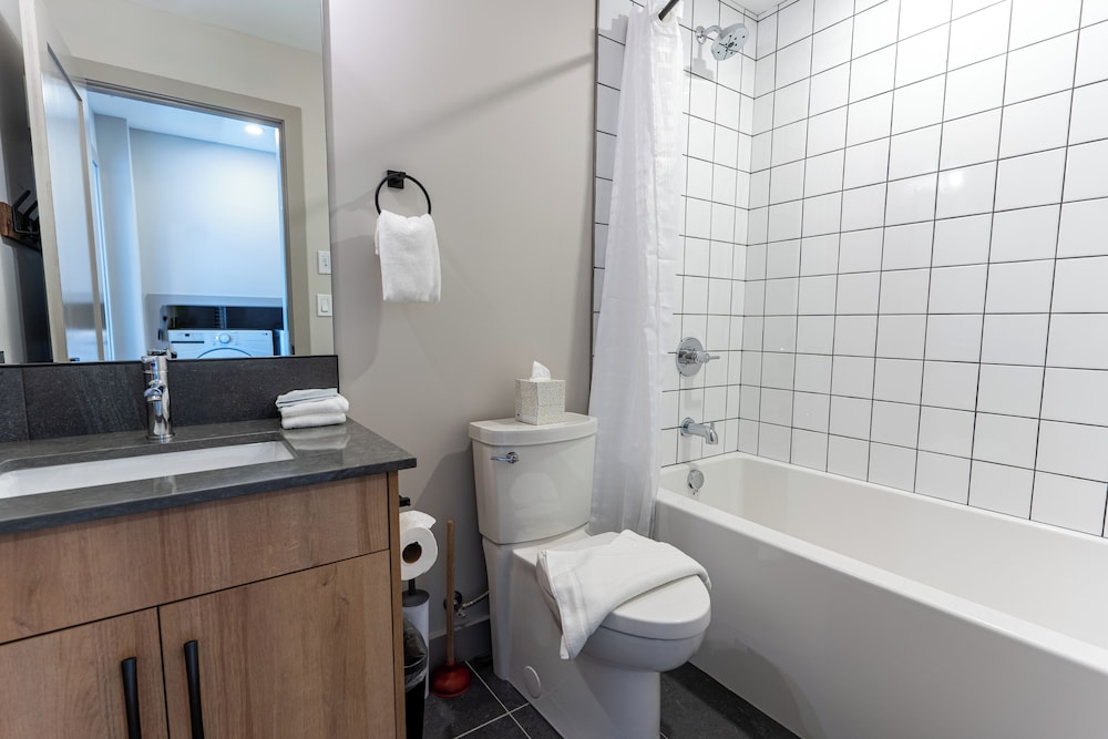 Basecamp Suites Revelstoke 49/50