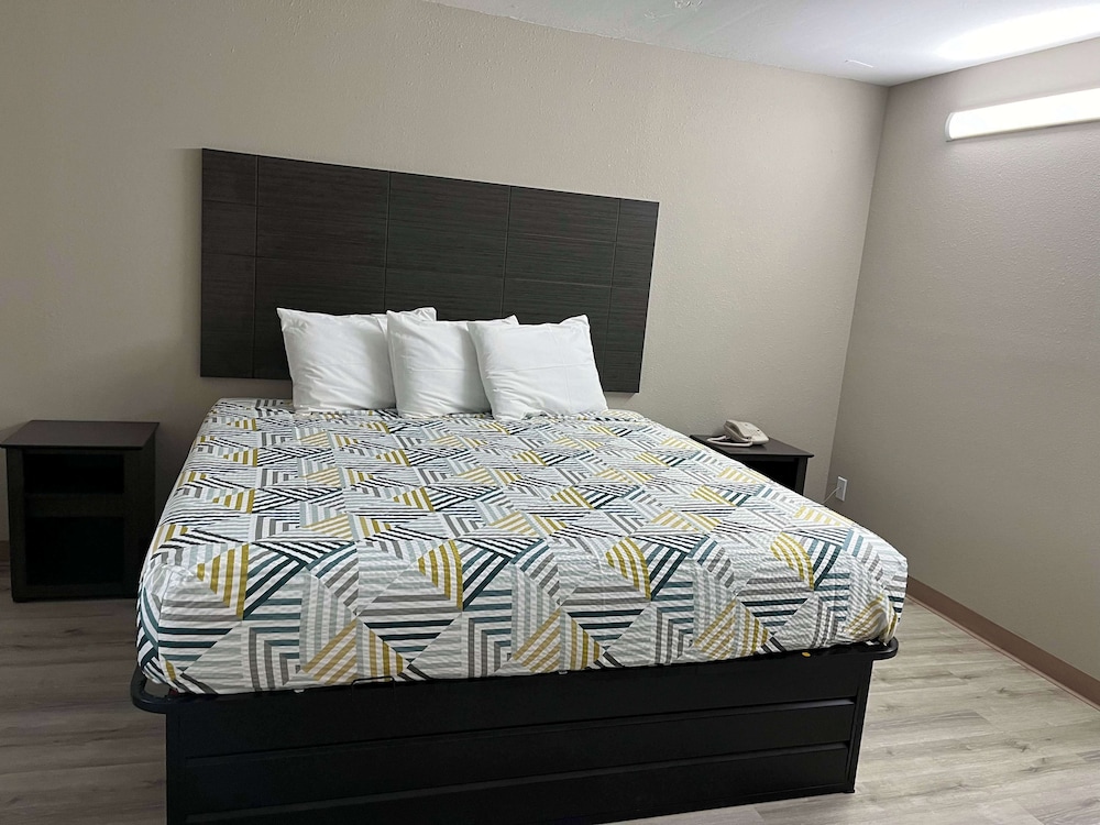 Studio6 Suites West Memphis, AR - Memphis 26/39