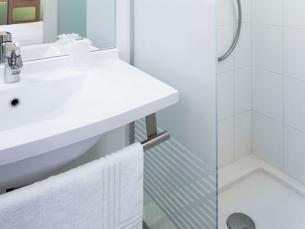 غرفة بسريرين منفصلين، Ibis Budget Valence Sud 5/5