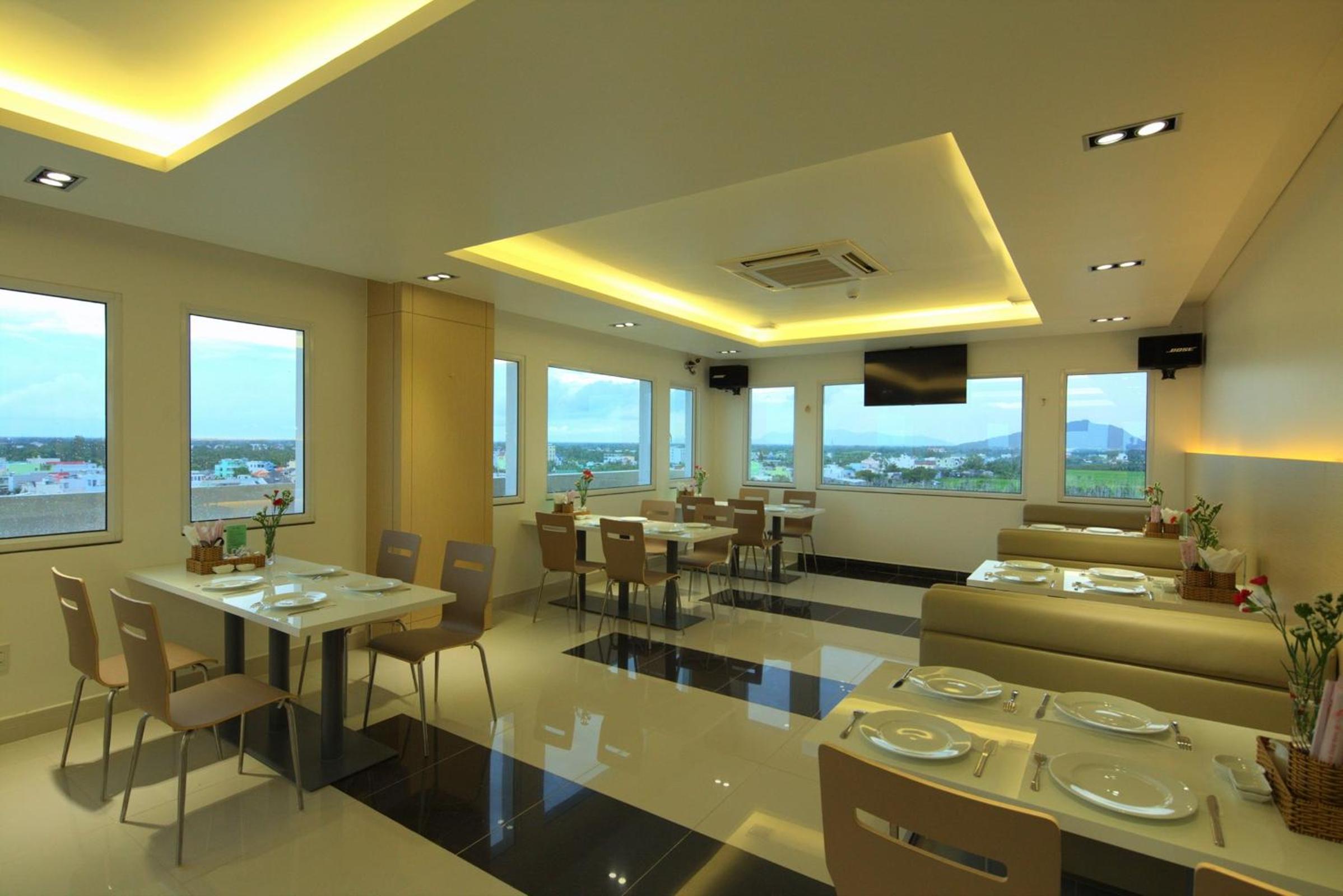 Hung Cuong Hotel 29/32