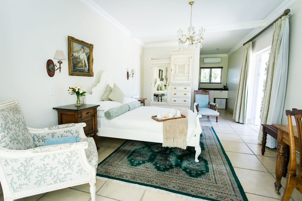 Burkleigh House 19/50