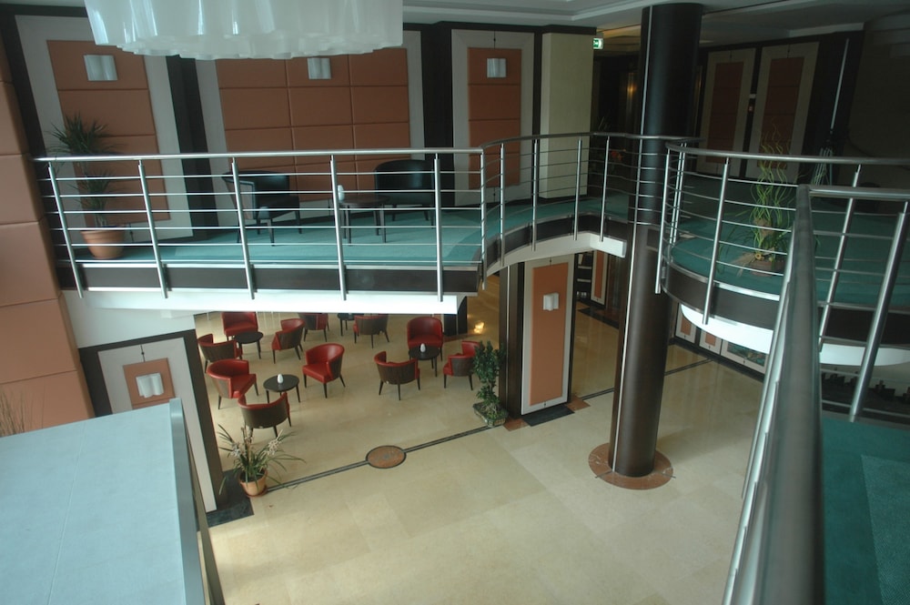 B&B HOTEL Napoli San Mauro 33/50