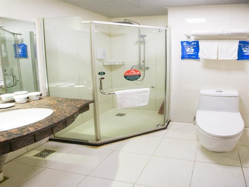 GreenTree Inn Anhui Hefei South High-speed Rail Station Fanhua Avenue Haiheng Express Hotel 44/46