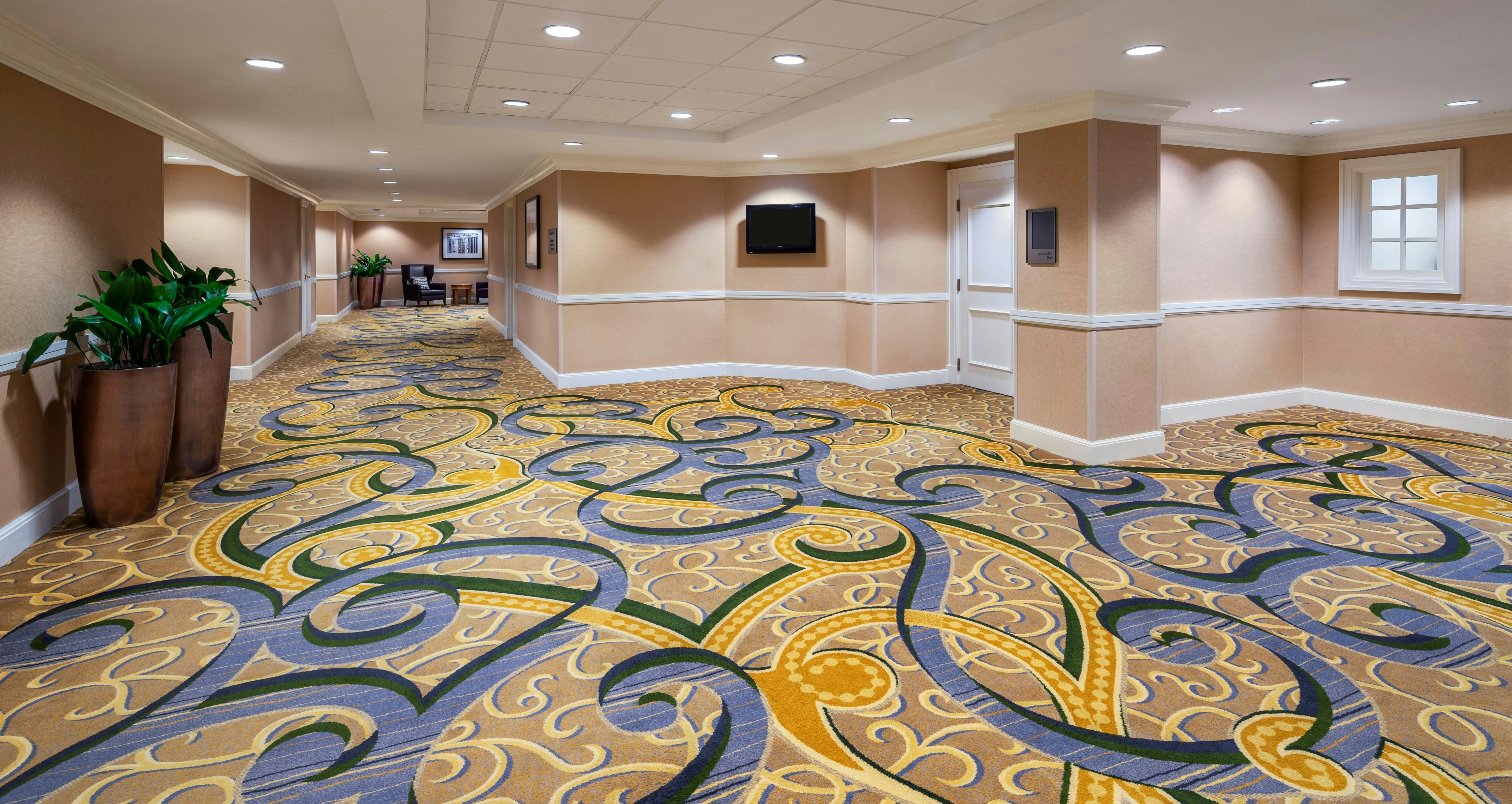 Hilton Indianapolis Hotel & Suites 6/45