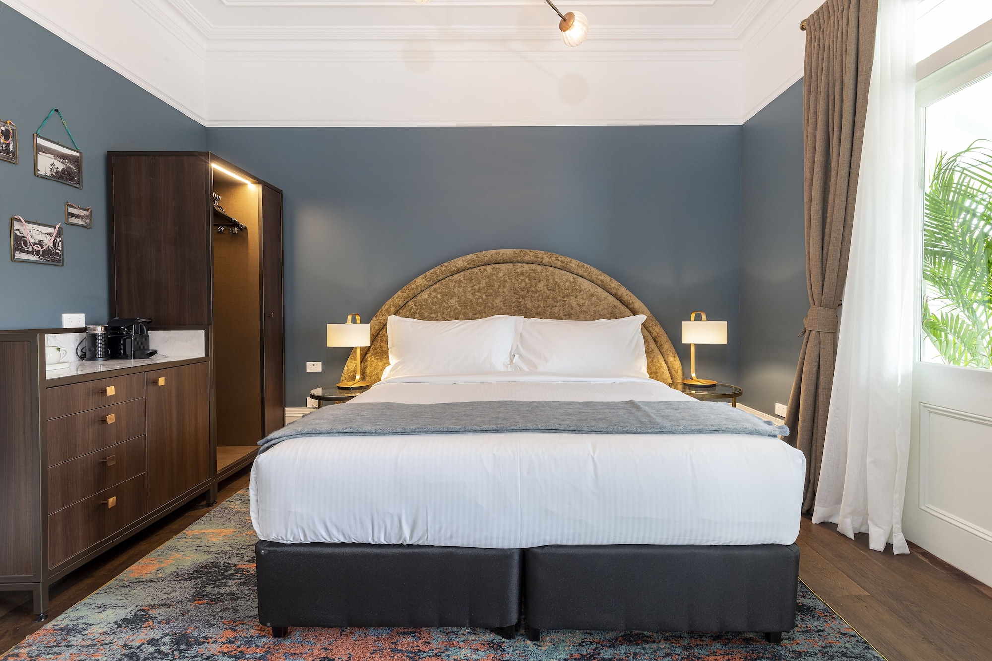 Heritage, King Bed
