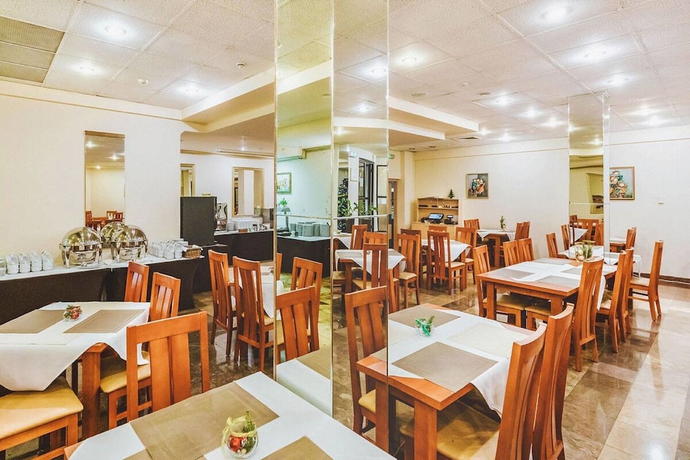 restaurant-cafeteria