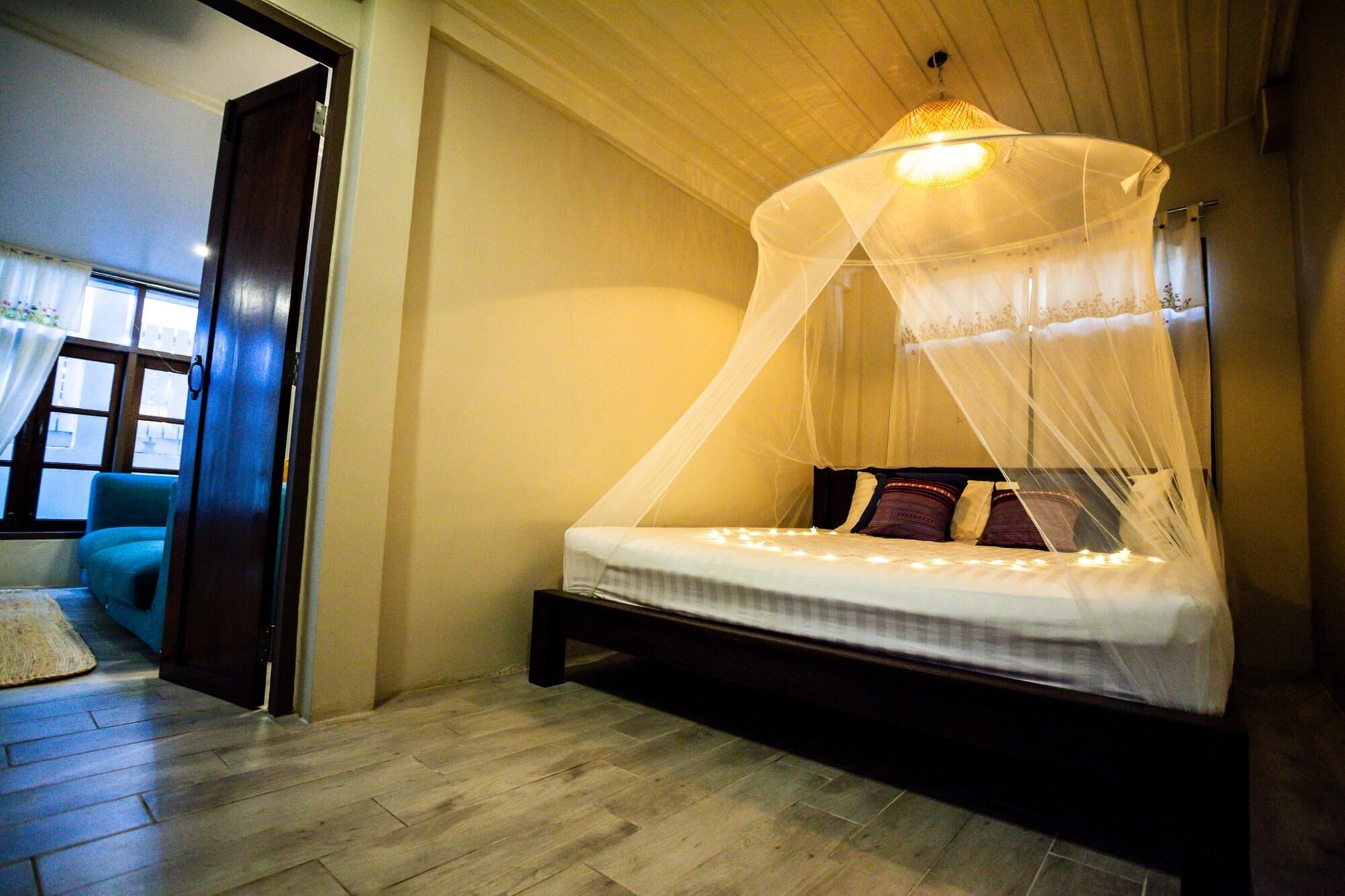 Baan Suan Krung Kao 31/57
