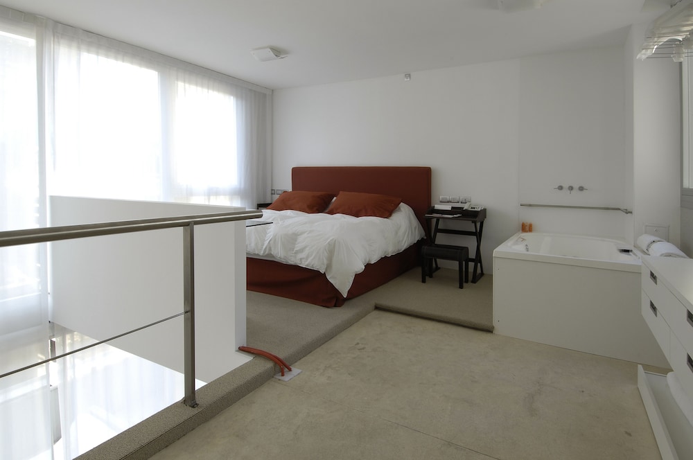 Design Ce Hotel De Diseno 22/74