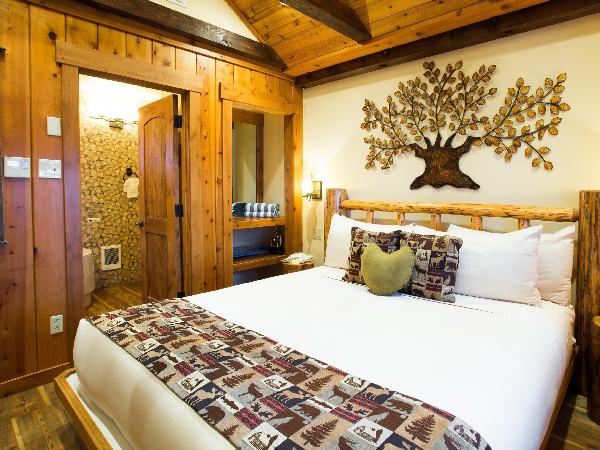 Cedar Glen Lodge 10/52