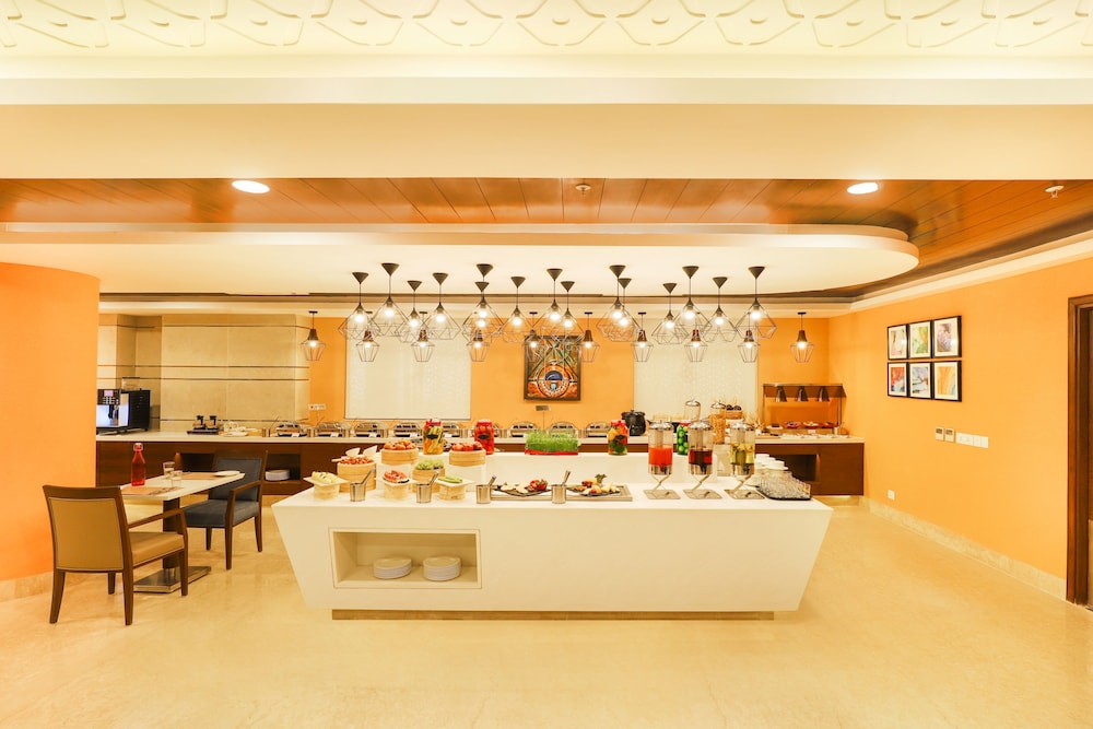 Lemon Tree Hotel Aligarh 18/25