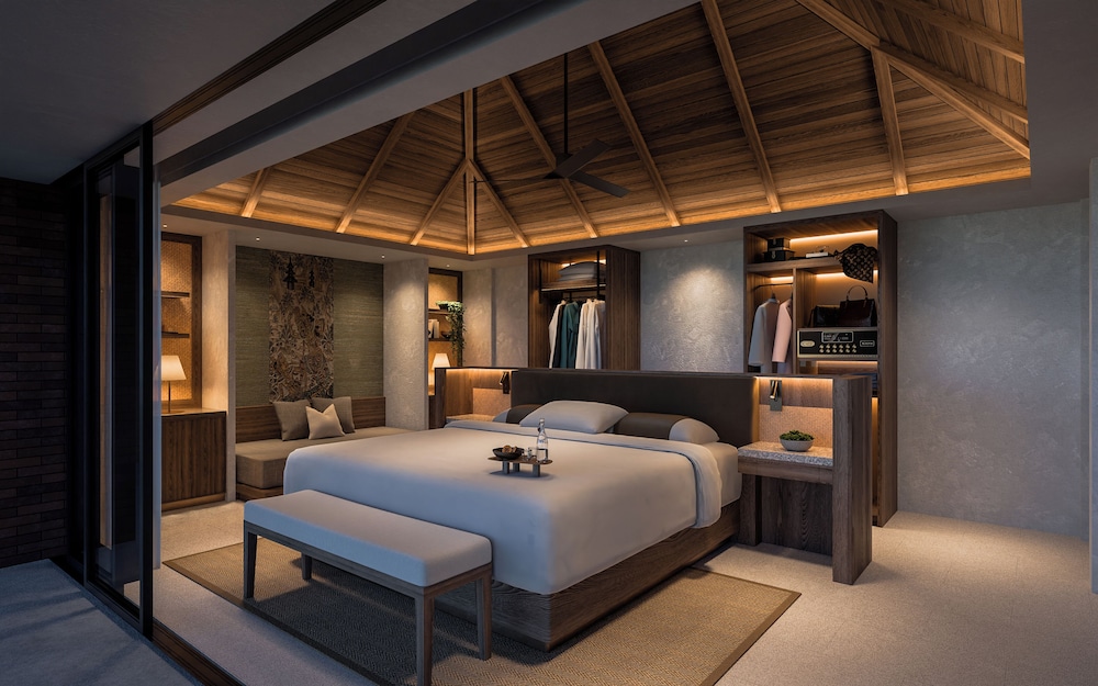 Cliff, Suite, King Bed, Garden View, Balcony