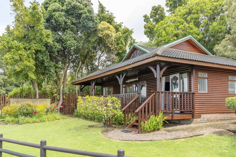 KNYSNA RIVER CLUB - KNYSNA 70/76