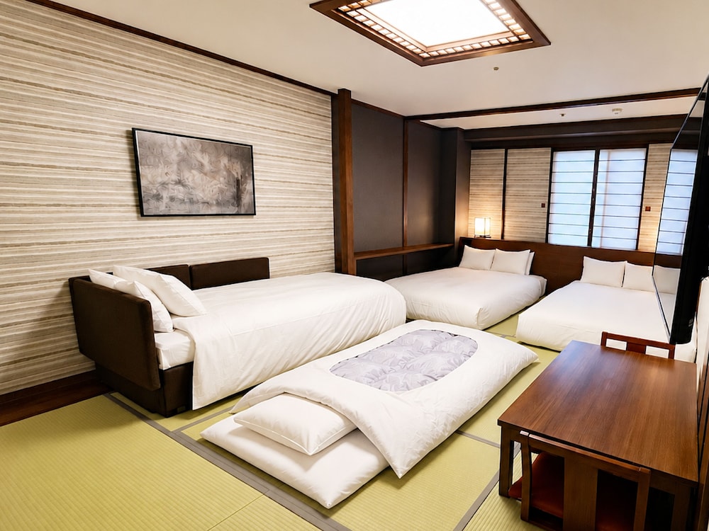 Japanese, 2 Double Beds, South Wing