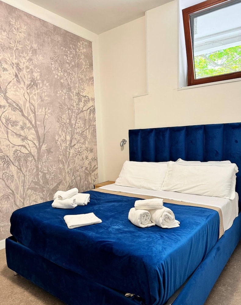 STANDARD, SINGLE, SINGLE BED