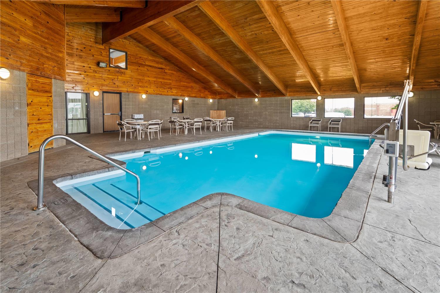 AmericInn by Wyndham Bismarck 28/49