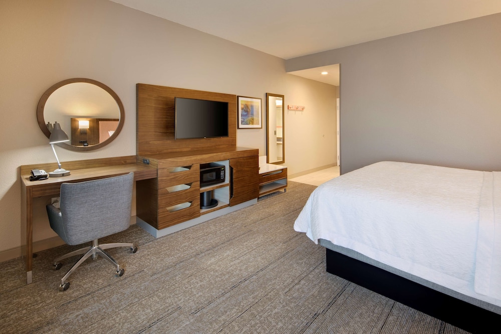 Hampton Inn Santa Cruz West Ca 19/48