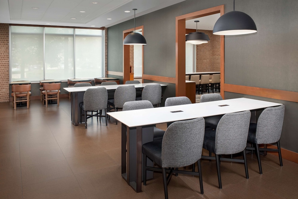 HYATT PLACE HOUSTON SUGAR LAND 54/71